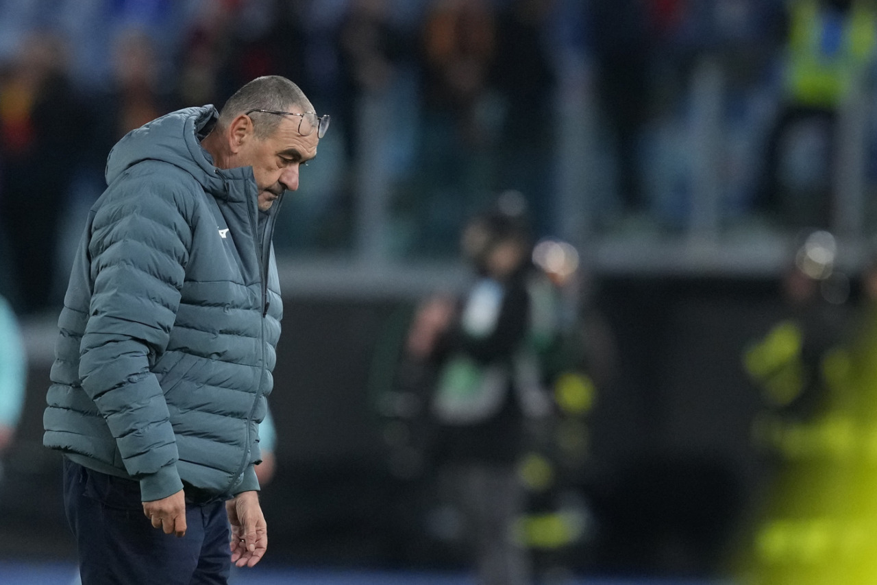 Sarri amaro: “Resto per rispetto dei tifosi”