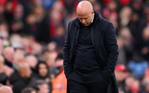 Liverpool, la crisi dei campioni continua: mai così male da decenni