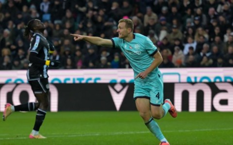 Il Bologna espugna Udine e vola grazie a Pobega e Bernardeschi