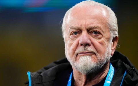 De Laurentiis: “Ai tifosi dico ‘Sognate’!”