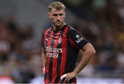 Gimenez, futuro in bilico: il Milan riflette mentre gennaio si avvicina