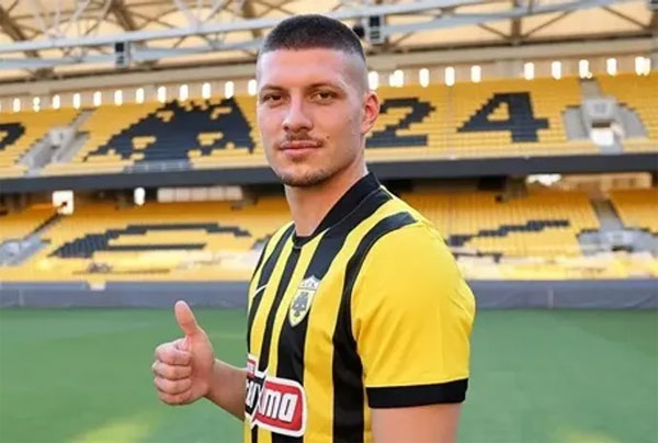 Al Milan sarebbe servito uno come Jovic?