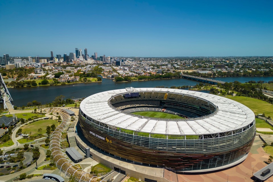 Milan-Como, dietrofront: niente Perth, si giocherà a San Siro