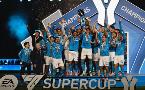 Il Napoli conquista la Supercoppa
