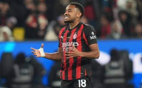 Milan, Nkunku sul mercato? La società cerca acquirenti