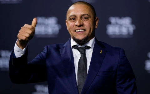 Roberto Carlos operato al cuore d’urgenza: non è in pericolo di vita