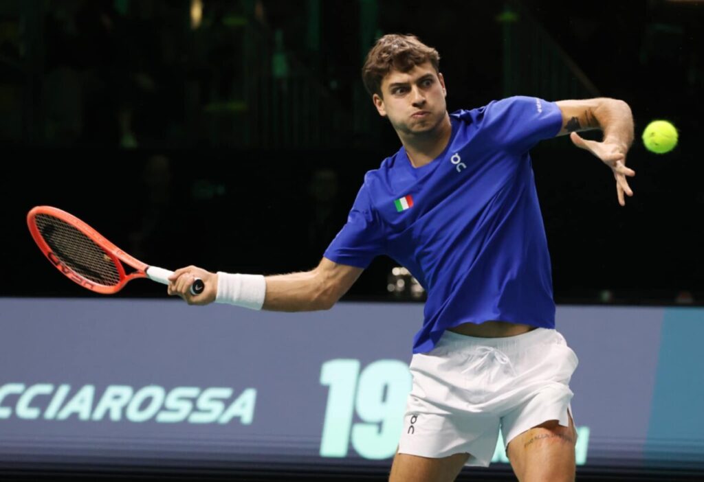 Cobolli sconfitto, Italia eliminata dalla United Cup