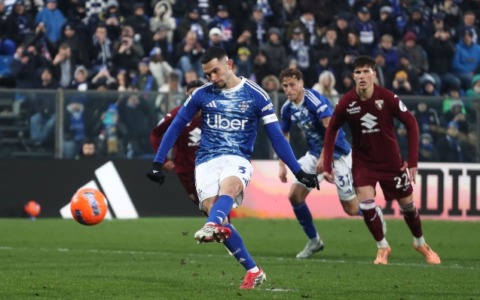 Como incontenibile: sei gol al Torino e quinto posto in classifica