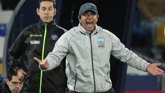 Napoli, rimonta incompleta al Maradona: il Verona resta un tabù