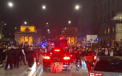 Trionfo Senegal, feste (e incidenti) anche in Italia