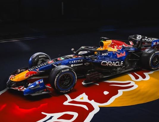 Verstappen: “Ci vorrà tempo per adattarsi alle nuove macchine”