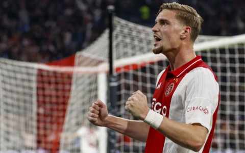 Lazio, Taylor è pronto: l’eredità di Guendouzi passa all’Ajax