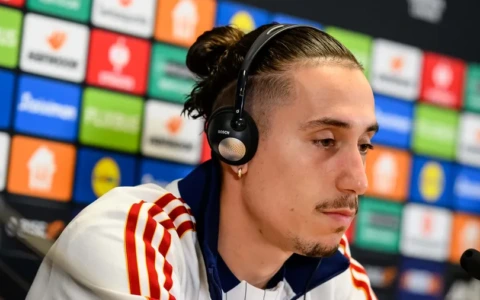 Tsimikas: “Sono molto concentrato sulla Roma”