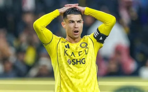 Ronaldo-Al Nassr, lite clamorosa alla vigilia del campionato