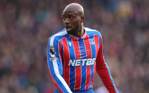 Mateta, l’affare sfuma per problemi alle ginocchia