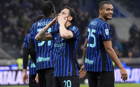 Inter inarrestabile: 2-0 al Genoa e +13 sul Milan