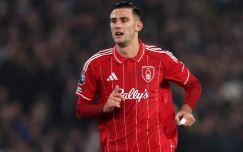 Lucca, gol al debutto e polemica via social