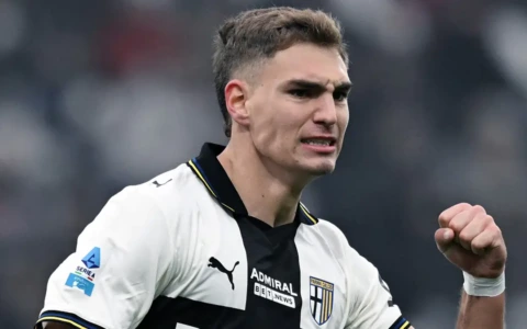 Il Parma piega il Verona 2-1 e vede la salvezza. 0-0 a Cremona