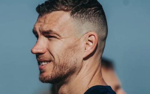 Dzeko: “Esultanza Dimarco? Se hai paura di giocare in Galles…”