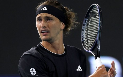 Zverev liquida Cerundolo: in semifinale c’è Sinner