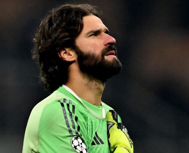 I primi colpi della nuova Juve: Alisson ed Ederson