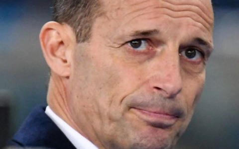 Allegri studia il Napoli: spunta l’ipotesi tridente