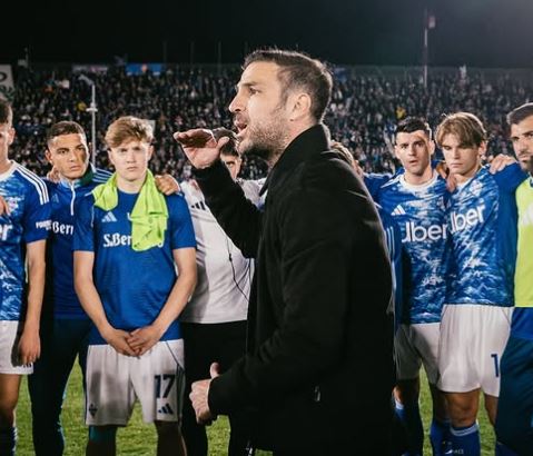 Fabregas: “Non guardo la classifica, abbiamo giocato con coraggio”