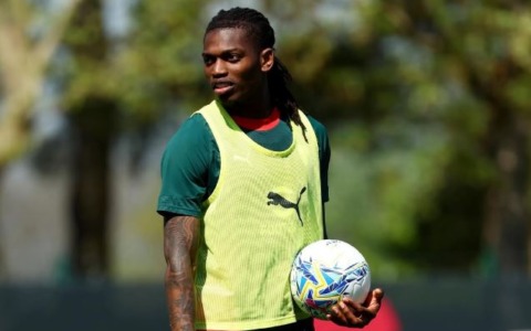 Milan, Allegri punta ancora su Leao: titolare a Verona