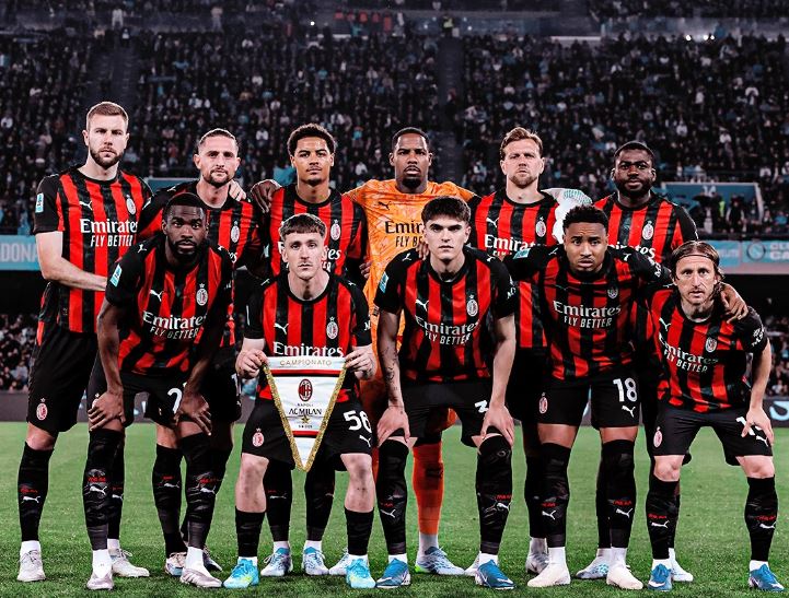 Milan, la sconfitta di Napoli mette fine al sogno scudetto