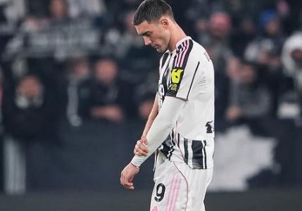 Rebus Vlahovic: rinnovo in stallo, il Milan tenta l’assalto