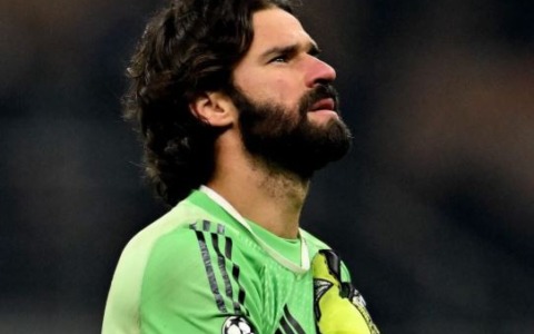 Juventus: senza Champions cambia anche il mercato