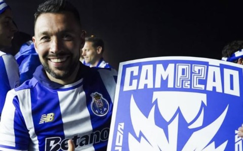 Farioli, lacrime di gioia: il suo Porto è campione!