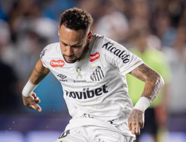 Santos, nervi tesissimi tra Neymar e Robinho Jr: rissa in campo