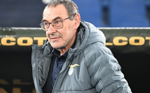 Sarri prepara la finale di Coppa Italia: serve una Lazio diversa