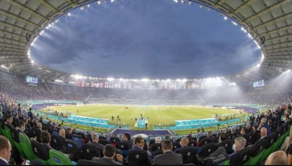 Lazio-Inter, a voi: Sarri e Chivu si giocano la Coppa Italia