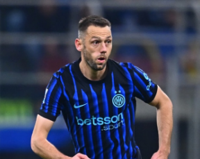 Inter, offerto il rinnovo a De Vrij: si attende la risposta