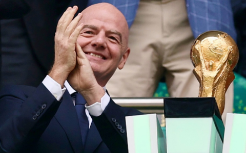 Italia, Infantino lancia la frecciata: “Con 228 squadre magari…”