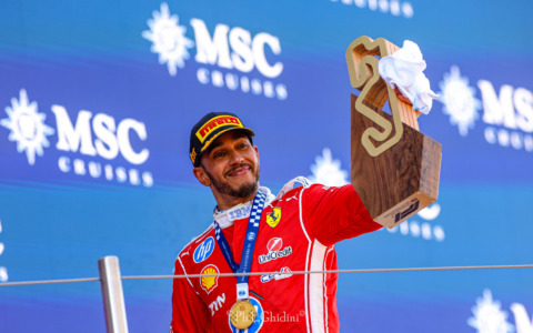Hamilton: “La Ferrari il team più grande del mondo con i migliori tifosi”
